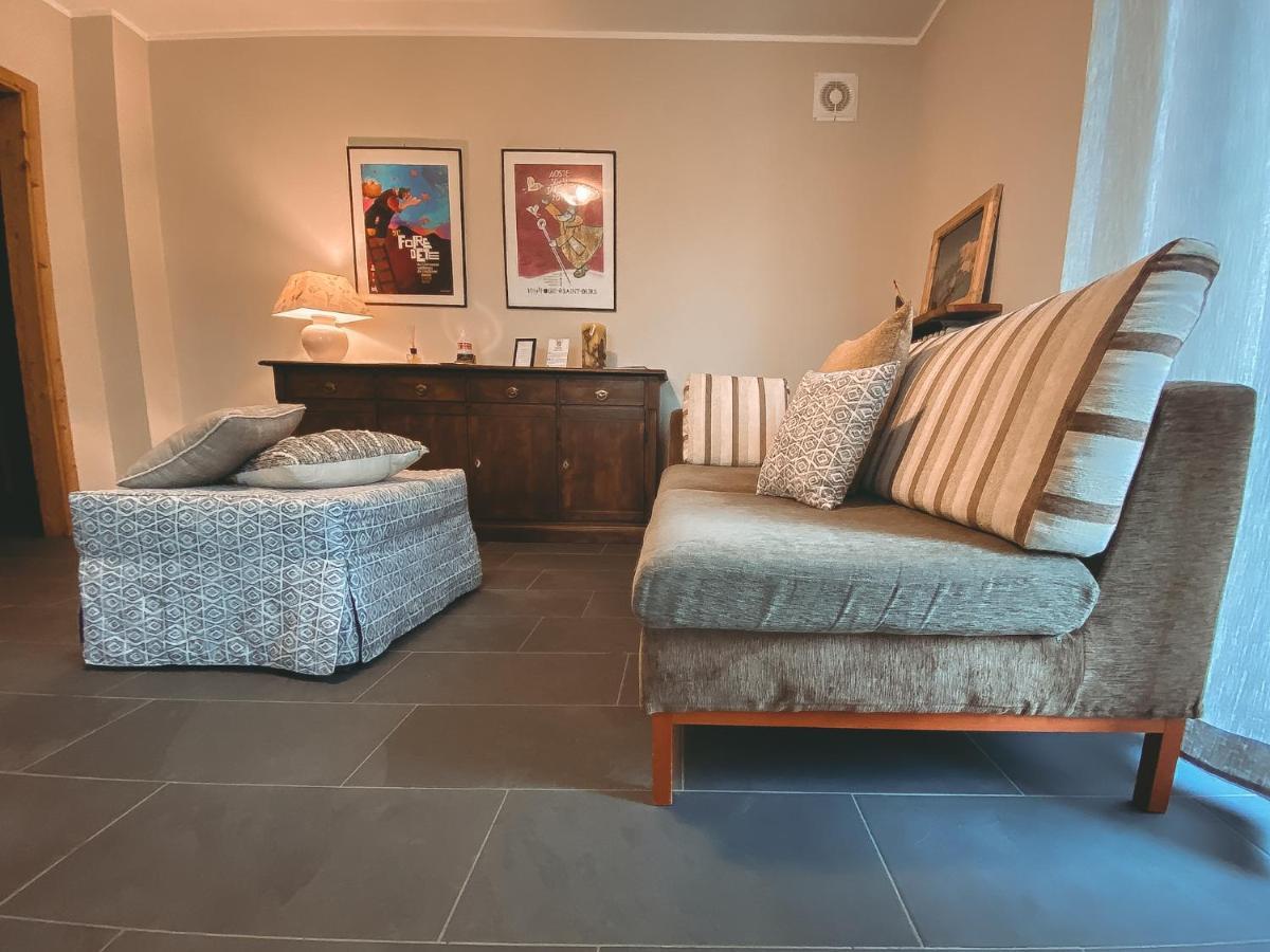 Apartment L'Envers Aosta Zewnętrze zdjęcie