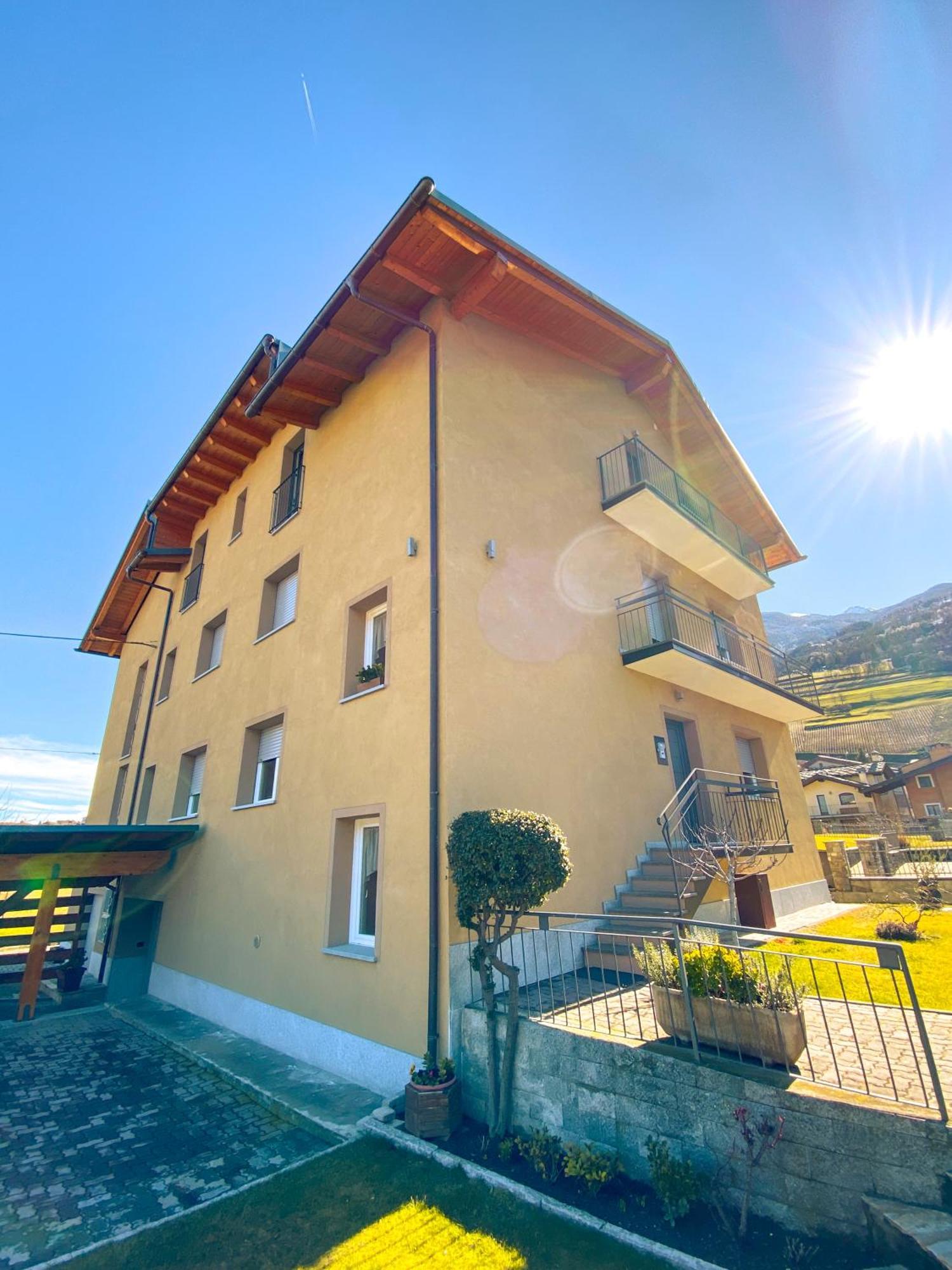 Apartment L'Envers Aosta Zewnętrze zdjęcie