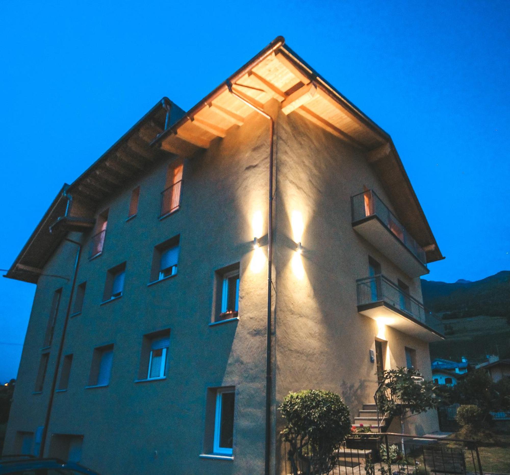 Apartment L'Envers Aosta Zewnętrze zdjęcie